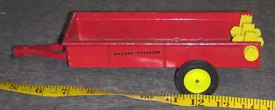 Vintage 1/16 Scale ERTL Massey Ferguson Manure Spreader Farm Toy Implement • $29.95