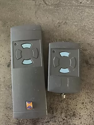 £25 • Buy 2x Hormann HS(M) 2/4 Garage Remote Ce682