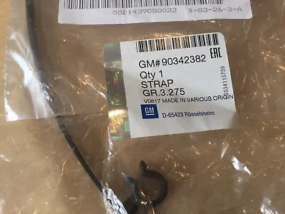 Bnib Genuine Vauxhall Cavalier Astra F Fuel Hose Retaining Strap 90342382 • $4.35