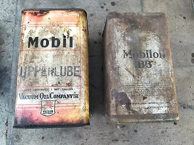 Vintage Oil Cans Gargoyle Vacuum Mobil 1 Gallon Old RUSTIC Oil Tins X2 - AF • $45