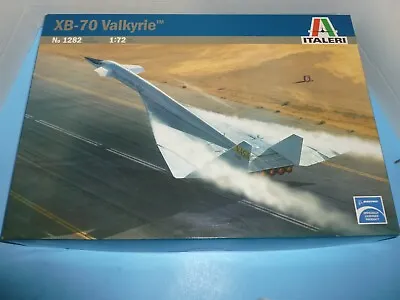 Italeri 1/72 Xb-70 Valkyrie • $70