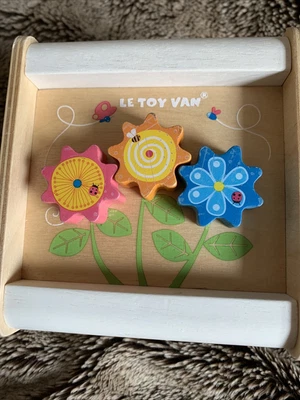 £3.99 • Buy Le Toy Van Petitlou Activity Cube 