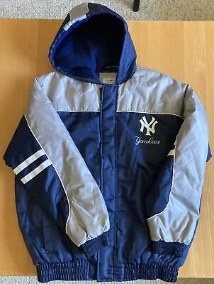 NY Yankees MLB Genuine Merchandise Quilted Puffer Hood Jacket Size L Free Ship • $99.99