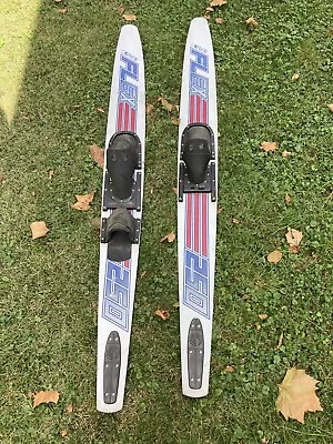 Vintage Connelly Flex 250 Water Skis • $68