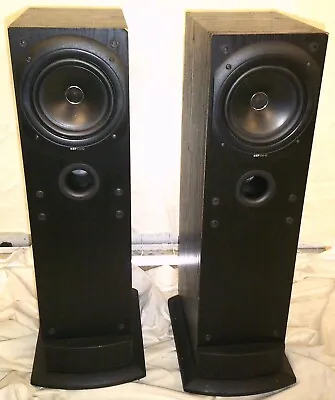 KEF Q30  125 Watt Floorstanding Speakers - Collection Only - Postcode WA3 • £40