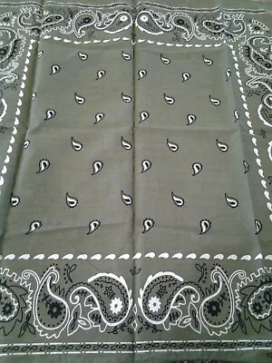 Vtg FADED ARMY GREEN PAISLEY COTTON BANDANA HANKY HIPPIE WESTERN COWBOY • $12.99