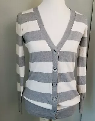 I Love H81 Cardigan Large V Neck Button Front Long Sleeves Gray White Stripe  • $15.99