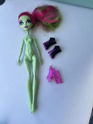 Monster High Venus McFlytrap Music Festival Naked Doll 2011 With Boots And Shirt • $14.99