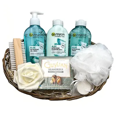 Women Garnier Aloe Vera Gift Hamper Mother Pamper Set Daughter Birthday Basket • £29.99