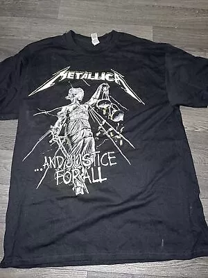 Metallica T-shirt • £11