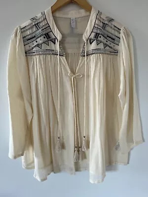 Tigerlily Women’s Embroidered Smock Blouse Size 14. In Cream. Preowned • $21