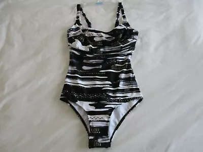 Naturana Underwired 1 Piece Swimsuit Size Gb 10/32 Cup B New Without Tags A • £6.99