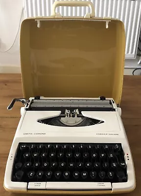 Smith Corona Corsair Deluxe Vintage  1960's Typewriter. VGC. Yellow And White. • £70