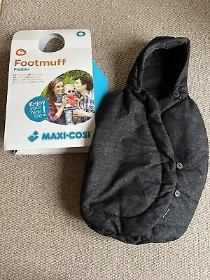 MAXI COSI INFANT CARRIER FOOTMUFF Pebble In Nomad Black • £20