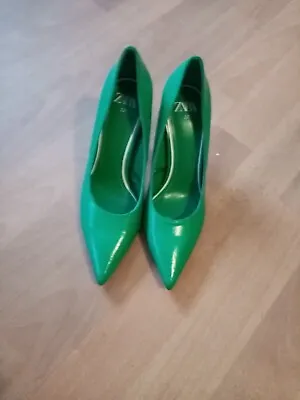 Zara Court Shoes Size UK 4/37 • £9.50