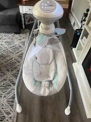 $30 • Buy Fisher Price CHM78 Deluxe Baby Swing - Moonlight Meadow