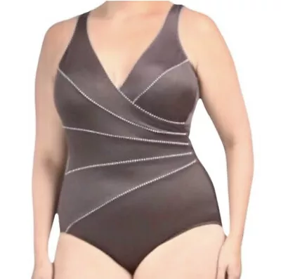 Miraclesuit Tummy Control Horizon One-Piece Slimming Swimsuit US 18 Grey White • $40