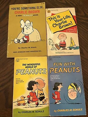 4 VINTAGE Snoopy Charlie Brown Peanuts By Charles Schulz Paperback Books 1968 • $9.99