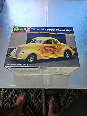 REVELL ‘37 Ford Coupe Street Rod  1:24 Model Kit #85-2598 - NEW IN OPEN BOX • $15