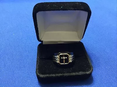 MENS BLACK RING - GOLD COLORED TRIM AND RHINESTONES WITH CROSS IN MIDDLE Size 11 • $20