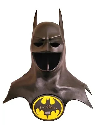 Michael Keaton Signed Bat Emblem And Wearable Cowl Mask Coa Celeb Authentics  • $1800