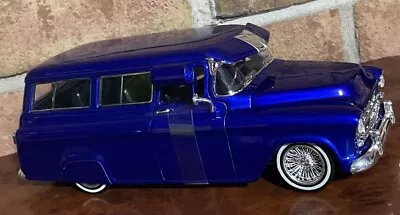 1957 Chevy Suburban 1:24 Scale Die-cast STREET LOW JADA COOL HANGING DICE INCLD • $37.19