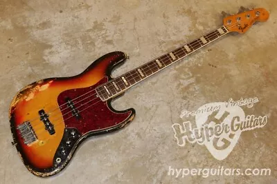 Fender '72 Jazz Bass • $9089