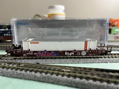 N Scale Graffiti Athearn 48' BNSF Husky Stack Well Car With Container • $34