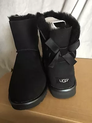 Ugg Classic Mini Bailey Bow Ii Metallic Black Boot Us 6 • $135