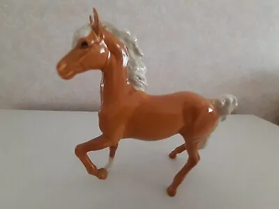 Beswick Horse - Palomino Prancing Arab - Good Condition • £35