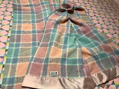 Vintage Faribo Plaid Blanket Wool / Acylique Satin Edge USA 88x76 • $35