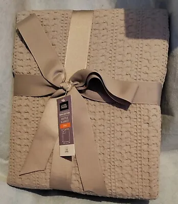 Honeycomb Large Bed Throw Blanket Sofa Travel Waffle Cotton King Size Grey  • £20