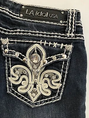 LA Idol Fleur De Lis Capri Jeans Womens Size 11 33 Rhinestone Flap Pockets Studs • $28.97