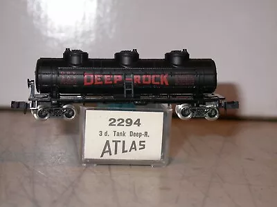 ATLAS N Gauge 2294 DEEP ROCK TRIPLE DOME TANK CAR Exc. In Case • $9.99