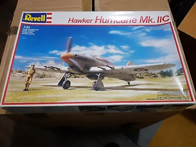 Revell Hawker Hurricane Mk. IIC 1988 1:32 Model 4776 • £40