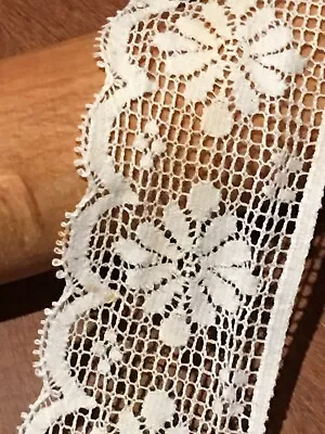£2 • Buy Beautiful Lace Edging Cotton 2  Width Nice For Dresses Haberdashery