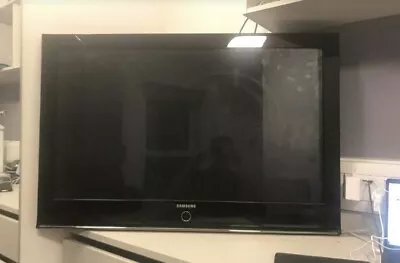 £100 • Buy Samsung PS-42Q96HD 42  720p HD Plasma Television. Needs Gone And Open To Offers.