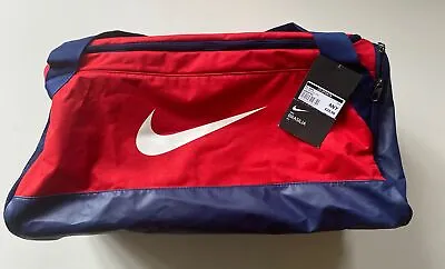 Nike Brasilia 61L Red Navy Logo Medium Sports Gym Bag Holdall RRP £25.99 • £12.99
