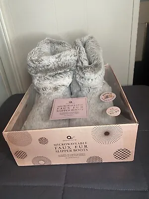 Aroma Home Microwavable Faux Fur Slipper Boots Size 6 Grey NEW • $44.99