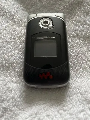 Sony Ericsson Walkman W3000 Flip Phone • £25