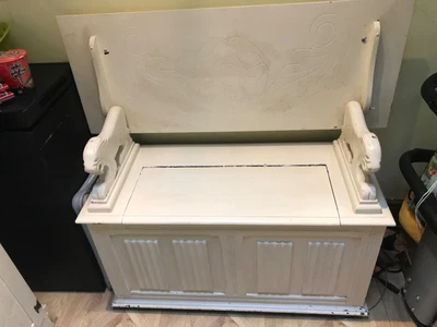 £60 • Buy Monks Bench Settle Hallway Seat With Lion Detail