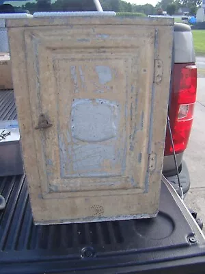 Vintage Original Rustic TIN METAL PIE/BREAD SAFE • $88