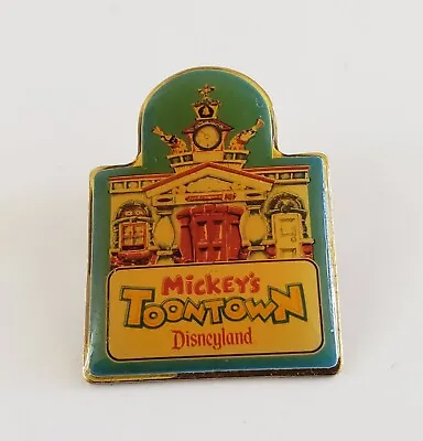 Disneyland Mickey's Toontown Magic Kingdom Club Pin -free Shipping! • $24.90