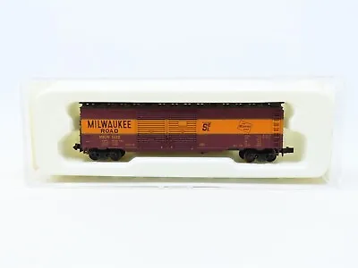 N Scale Con-Cor 0001-041206-5 MILW Milwaukee Road 50' Double Door Box Car #1422 • $19.95