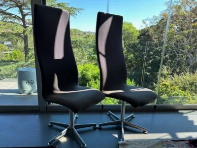 $1800 • Buy Scandinavian Dining Chairs By Arne Jacobsen For Fritz Hansen, 60s, Set Of 8