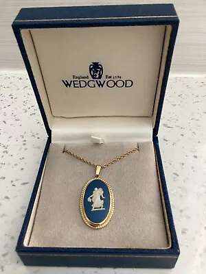 £30 • Buy Wedgwood Gold Pendant Necklace 