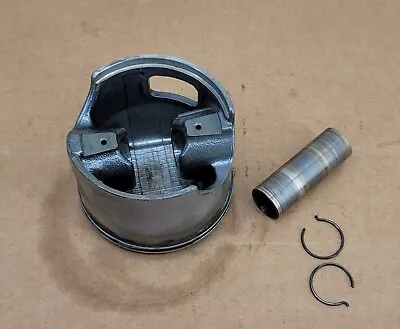 150/175/200 HP Yamaha HPDI Starboard Piston Assembly 2000-2003 68F-11631-01-85 • $24.99