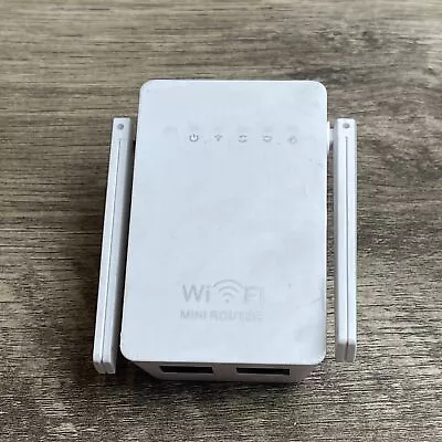 White 300 Mbps Dual External Antennas Dual-Band Wireless Wi-Fi Mini Router • $19.99