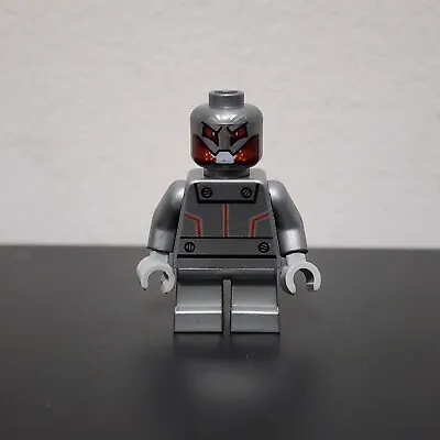 LEGO Minifigure Marvel BN Micro Ultron Minifig Avengers Robot  • $6