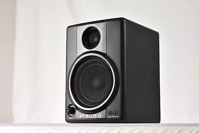 Single M-Audio AV30 Studio/Desktop Powered Monitor Speaker • $36.95